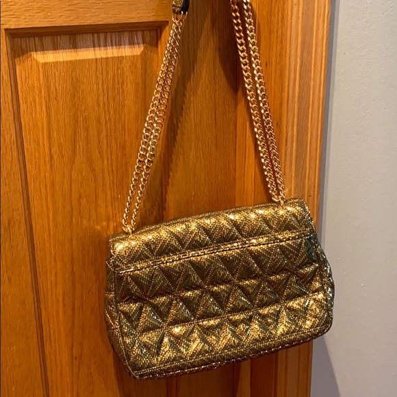 Michael Kors gold shoulder bag - Picture 3 of 12